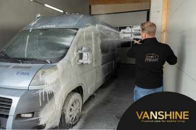 Camper wassen en poetsen: complete stappenplan voor een glanzend resultaat