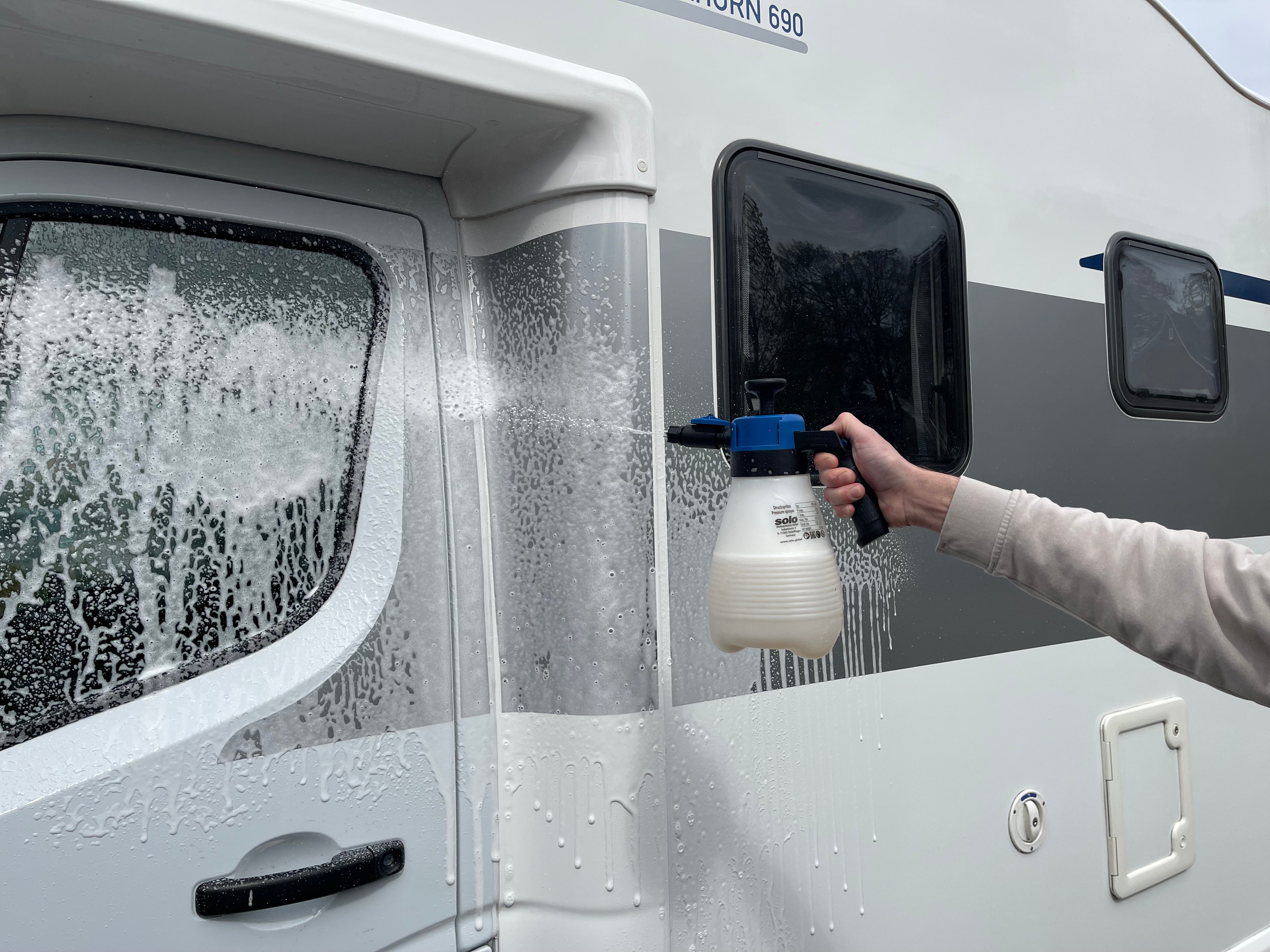 SnowFoam Active